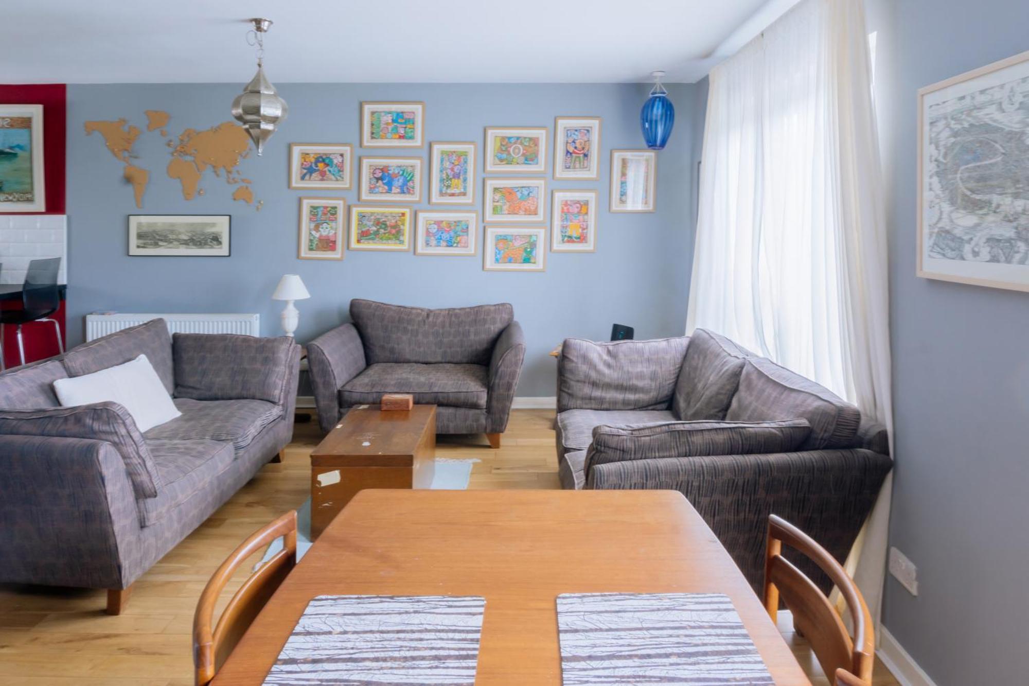 Stylish 3 Bedroom Apartment Near Hollyrood Park เอดินบะระ ภายนอก รูปภาพ